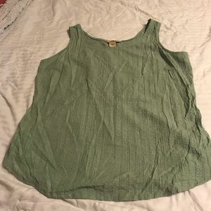 Woolrich women’s large sage green tank top
